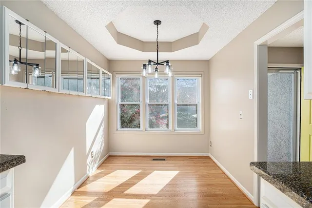 $450,000 | 12605 Glenwood Street, Leawood, KS 66209