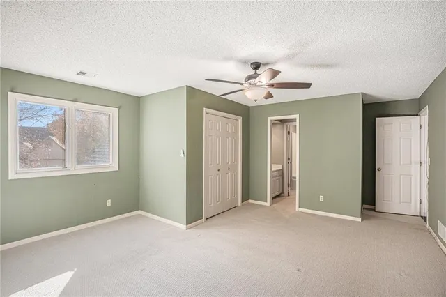 $450,000 | 12605 Glenwood Street, Leawood, KS 66209