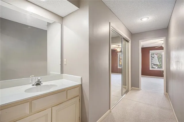 $450,000 | 12605 Glenwood Street, Leawood, KS 66209