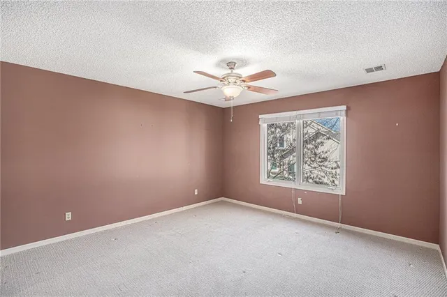 $450,000 | 12605 Glenwood Street, Leawood, KS 66209