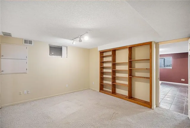 $450,000 | 12605 Glenwood Street, Leawood, KS 66209