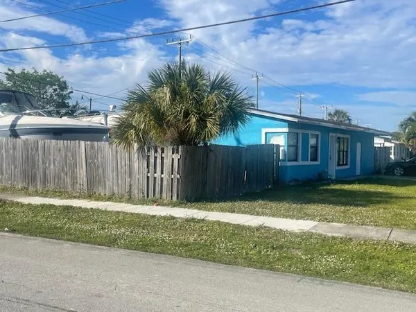 $400,000 | 2531 Northeast 9th Avenue, Pompano Beach, FL 33064