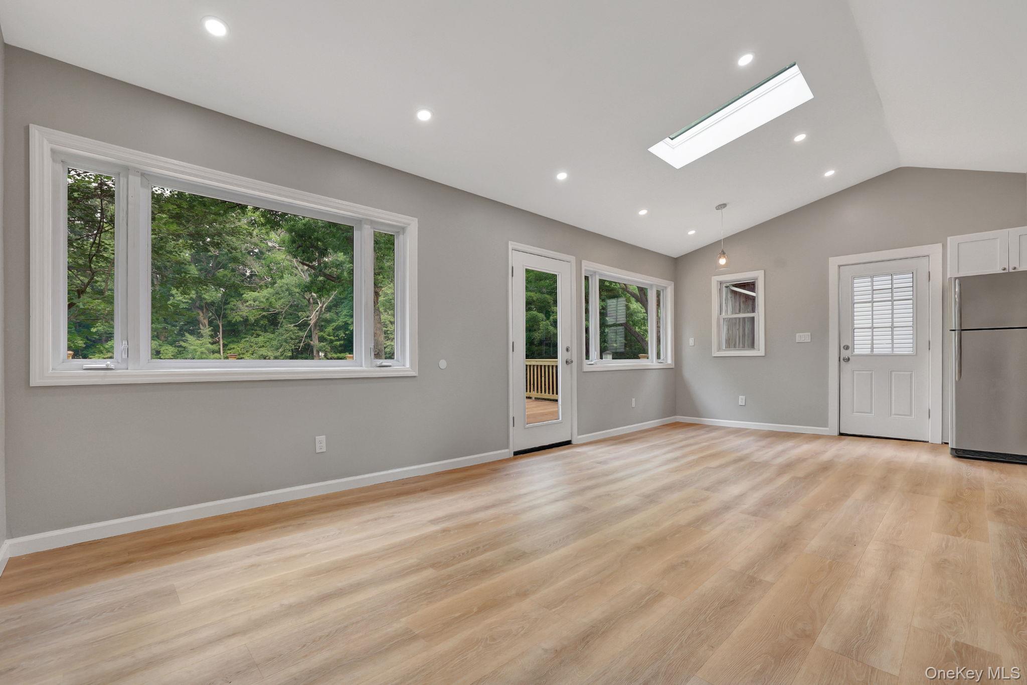 1945 New Hackensack Road Poughkeepsie, NY 12603 - Photo 10 of 24