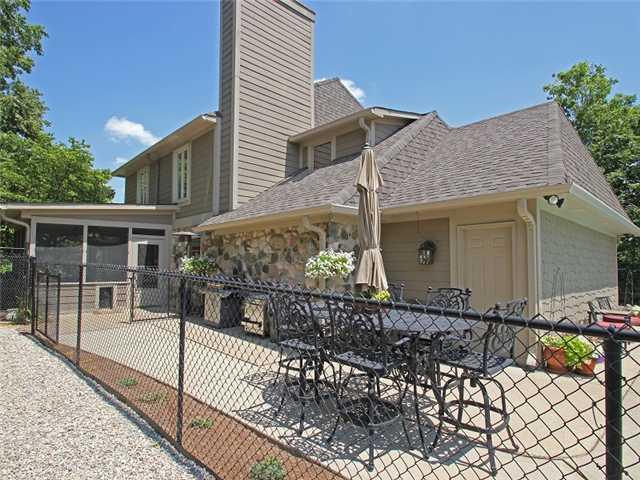 1622 Muessing Road Indianapolis, IN 46239 - Photo 2 of 24
