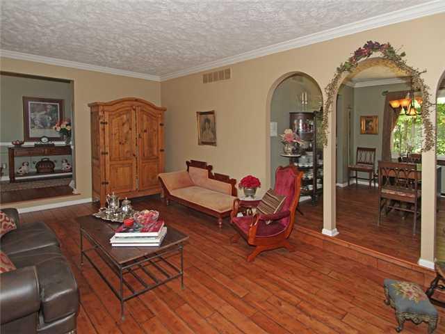 1622 Muessing Road Indianapolis, IN 46239 - Photo 14 of 24