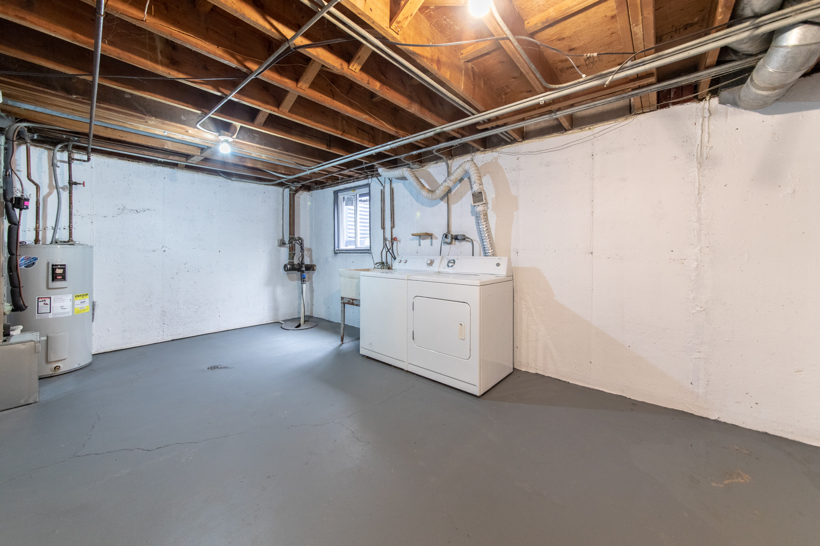 2148 Rugen Road, Unit B Glenview, IL 60026 - Photo 20 of 23 a utility room with dryer and washer