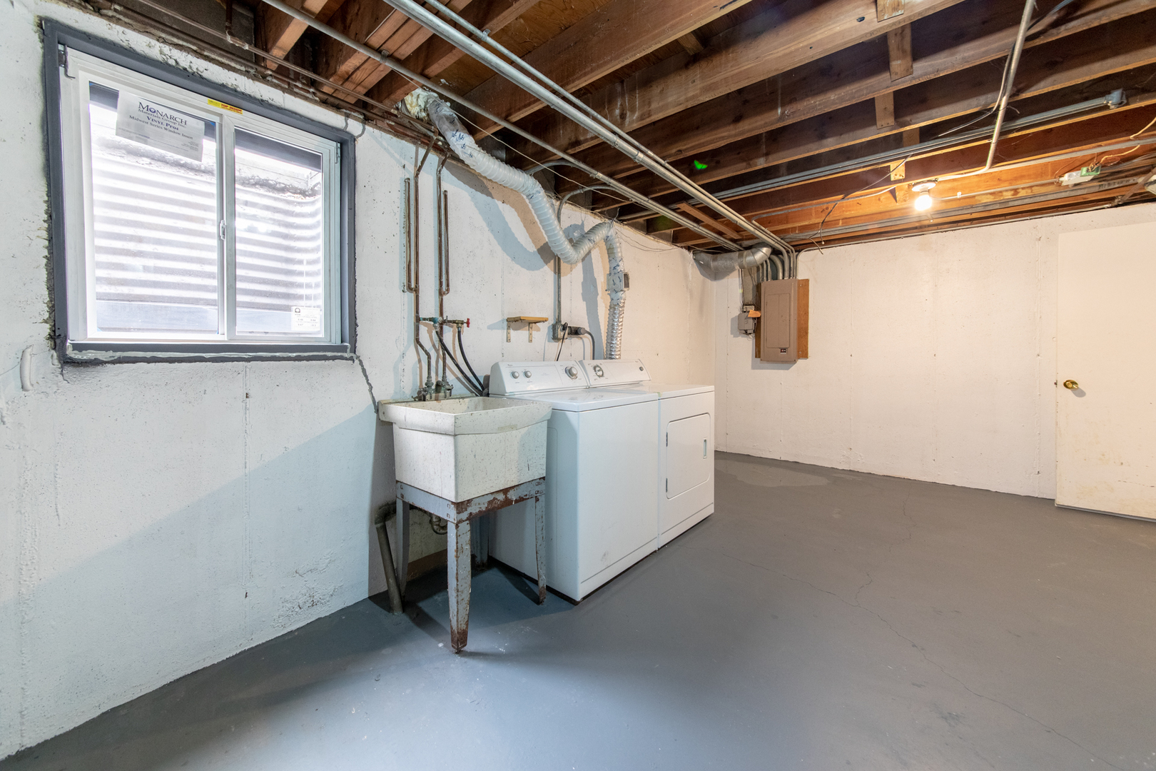 2148 Rugen Road, Unit B Glenview, IL 60026 - Photo 21 of 23 a utility room with dryer and washer