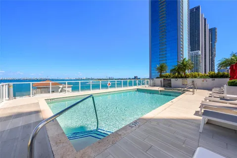 $820,000 | 601 Northeast 27th Street, Unit 1507, Miami, FL 33137