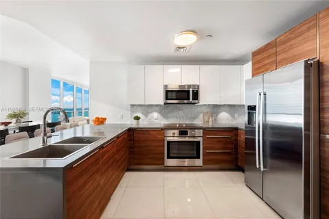 $820,000 | 601 Northeast 27th Street, Unit 1507, Miami, FL 33137