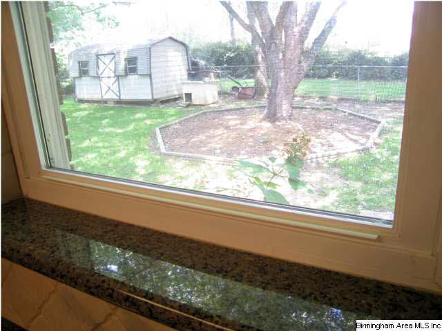 4907 15th Street Road Bessemer, AL 35023 - Photo 8 of 29