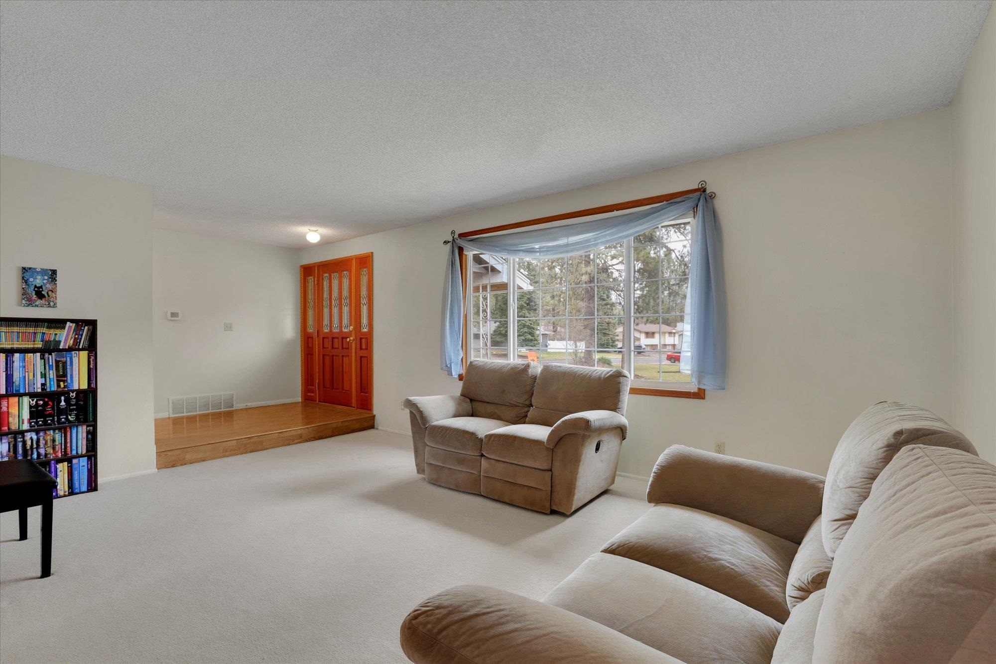 15021 North Cincinnati Street Spokane, WA 99208 - Photo 4 of 25 Gallery Image 4