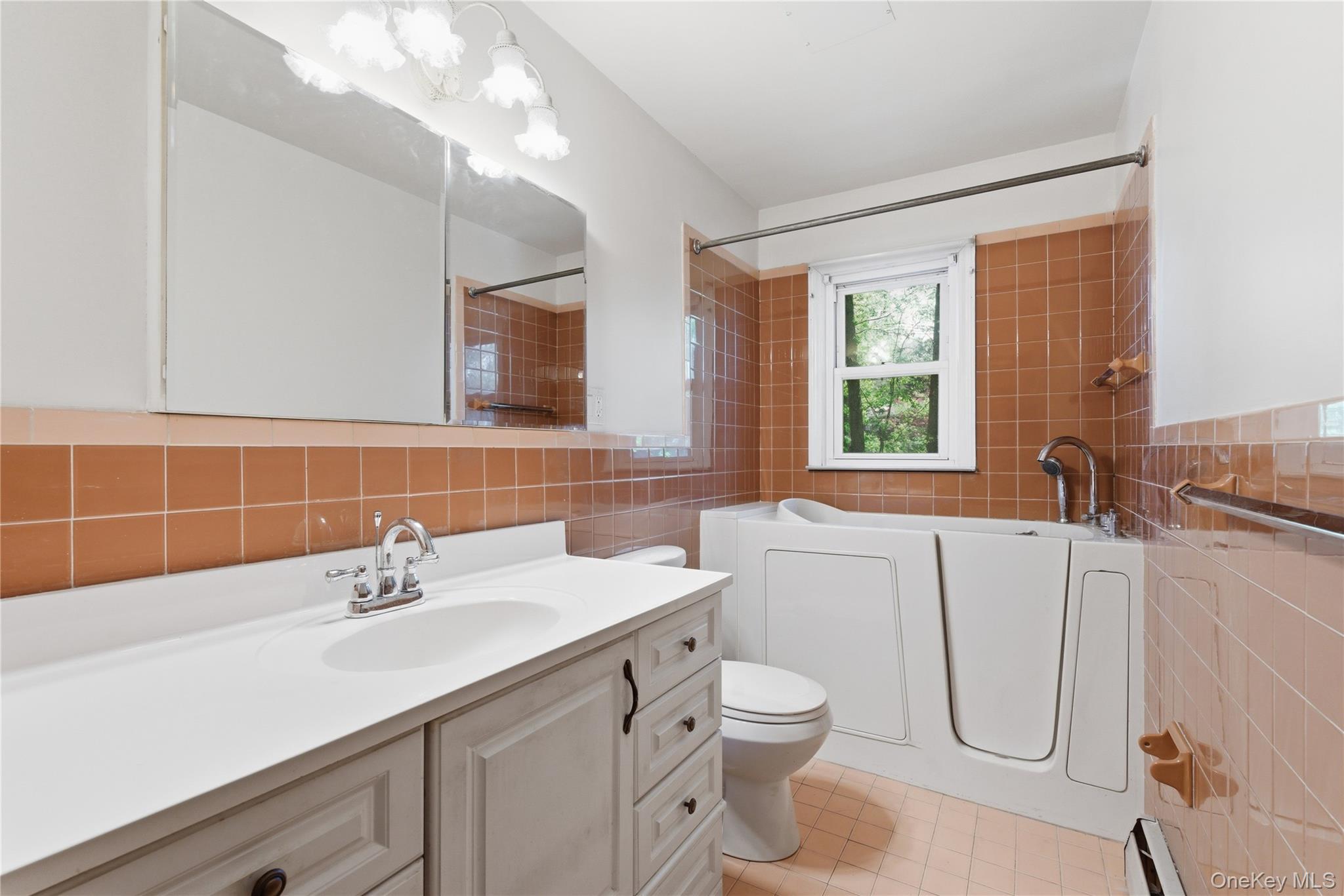 400 South Little Tor Road New City, NY 10956 - Photo 10 of 18 Hall Bath