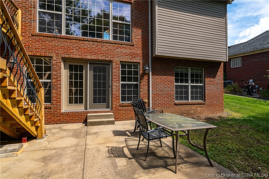 4083 Viewcrest Loop Floyds Knobs, IN 47119 - Photo 13 of 50
