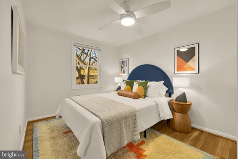 $825,000 | 30 Ancell Street, Alexandria, VA 22305