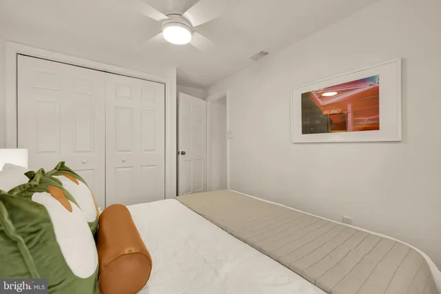 $825,000 | 30 Ancell Street, Alexandria, VA 22305