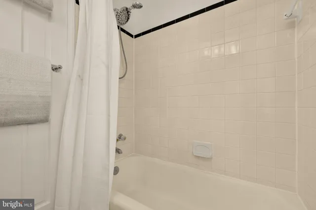 $825,000 | 30 Ancell Street, Alexandria, VA 22305