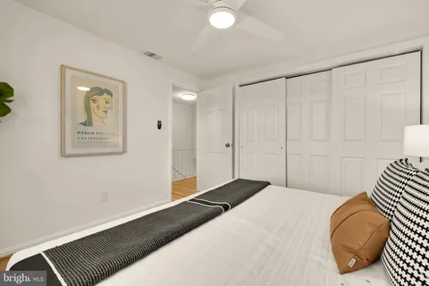 $825,000 | 30 Ancell Street, Alexandria, VA 22305