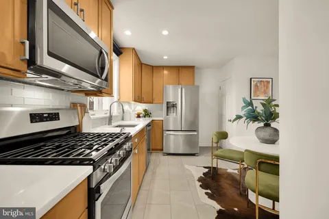 $825,000 | 30 Ancell Street, Alexandria, VA 22305