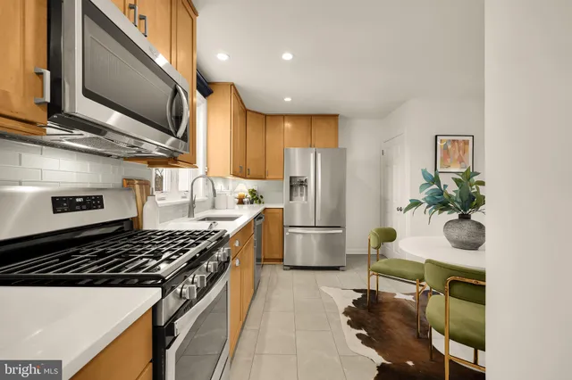 $825,000 | 30 Ancell Street, Alexandria, VA 22305