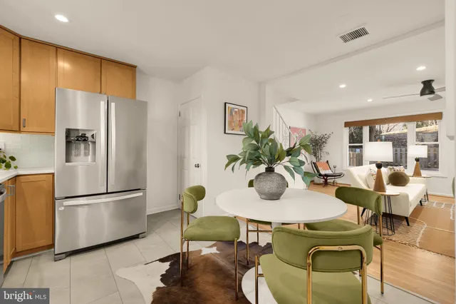 $825,000 | 30 Ancell Street, Alexandria, VA 22305