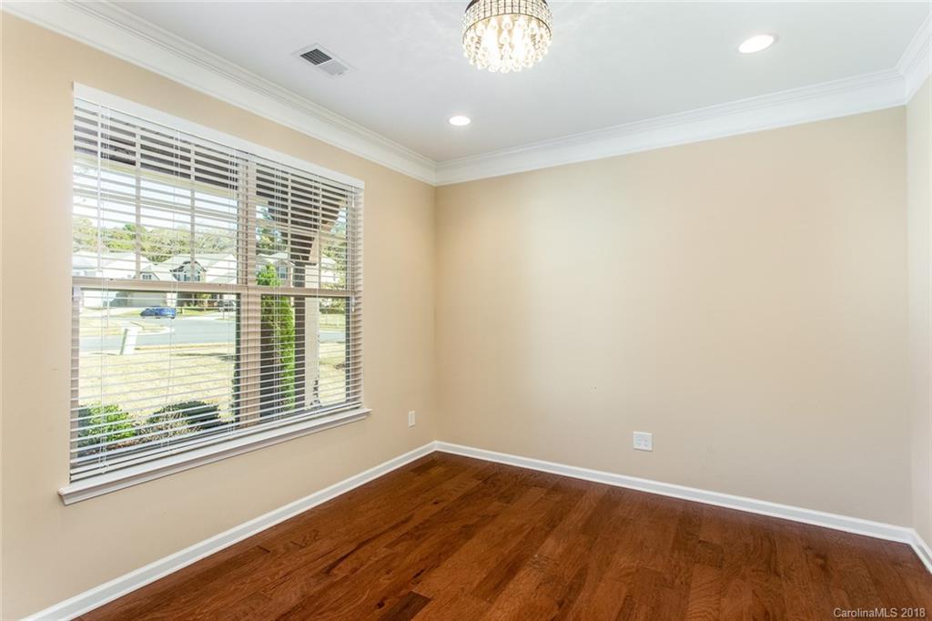 10326 Withers Road Charlotte, NC 28278 - Photo 3 of 36 Gallery Image 3