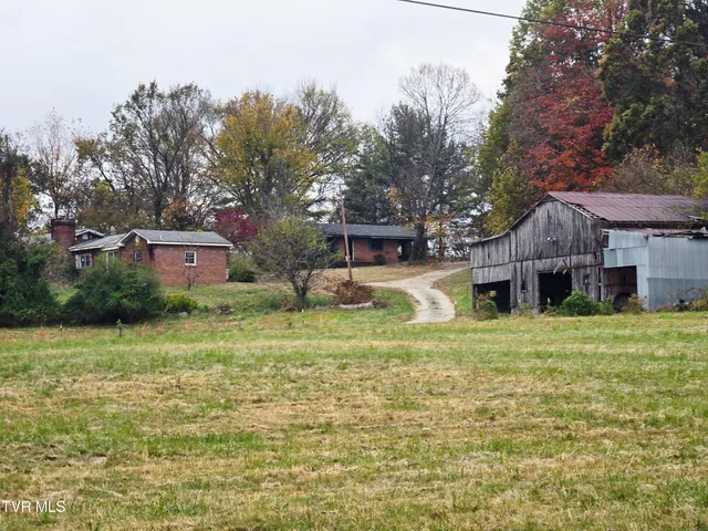 $275,000 | 9472-9470 Kingsport Highway, Chuckey, TN 37641