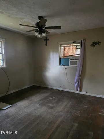 $275,000 | 9472-9470 Kingsport Highway, Chuckey, TN 37641