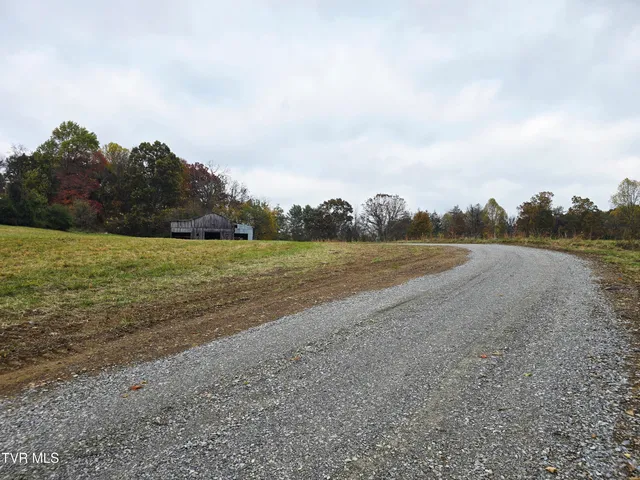 $275,000 | 9472-9470 Kingsport Highway, Chuckey, TN 37641