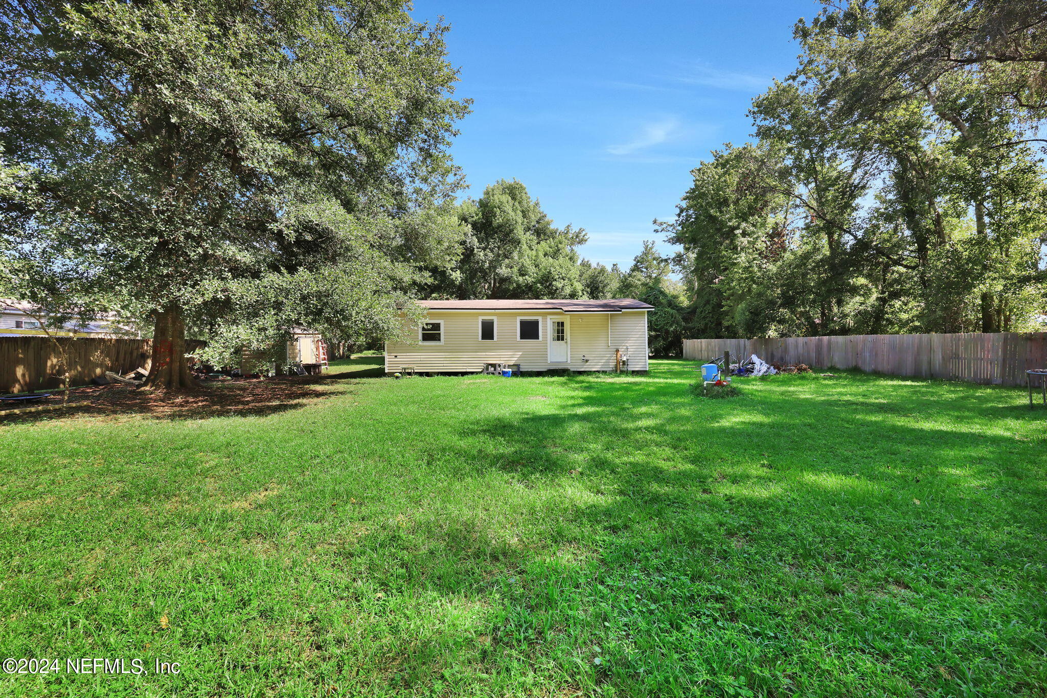 4361 Longmire Road Middleburg, FL 32068 - Photo 18 of 25 24-web-or-mls-4361 Longmire_024