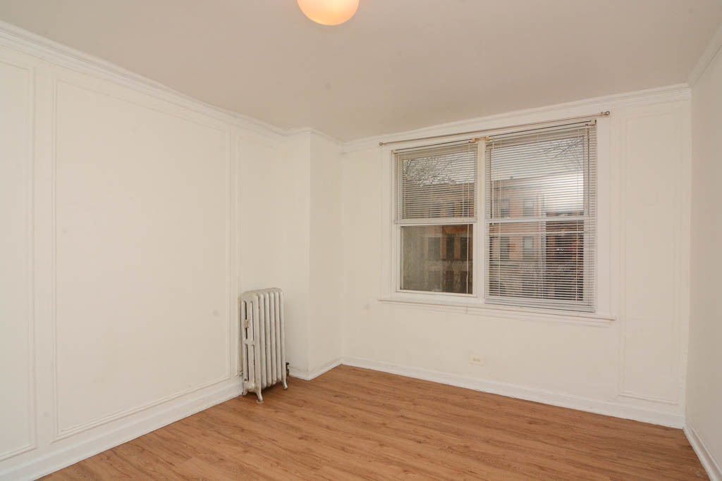 4060 North Kenmore Avenue, Unit 203 Chicago, IL 60613 - Photo 5 of 14