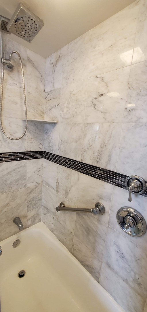 655 West Irving Park Road, Unit 2704 Chicago, IL 60613 - Photo 23 of 24