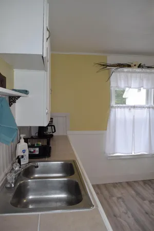 $1,200 | 79 Union Street, Unit 4, Littleton, NH 03561