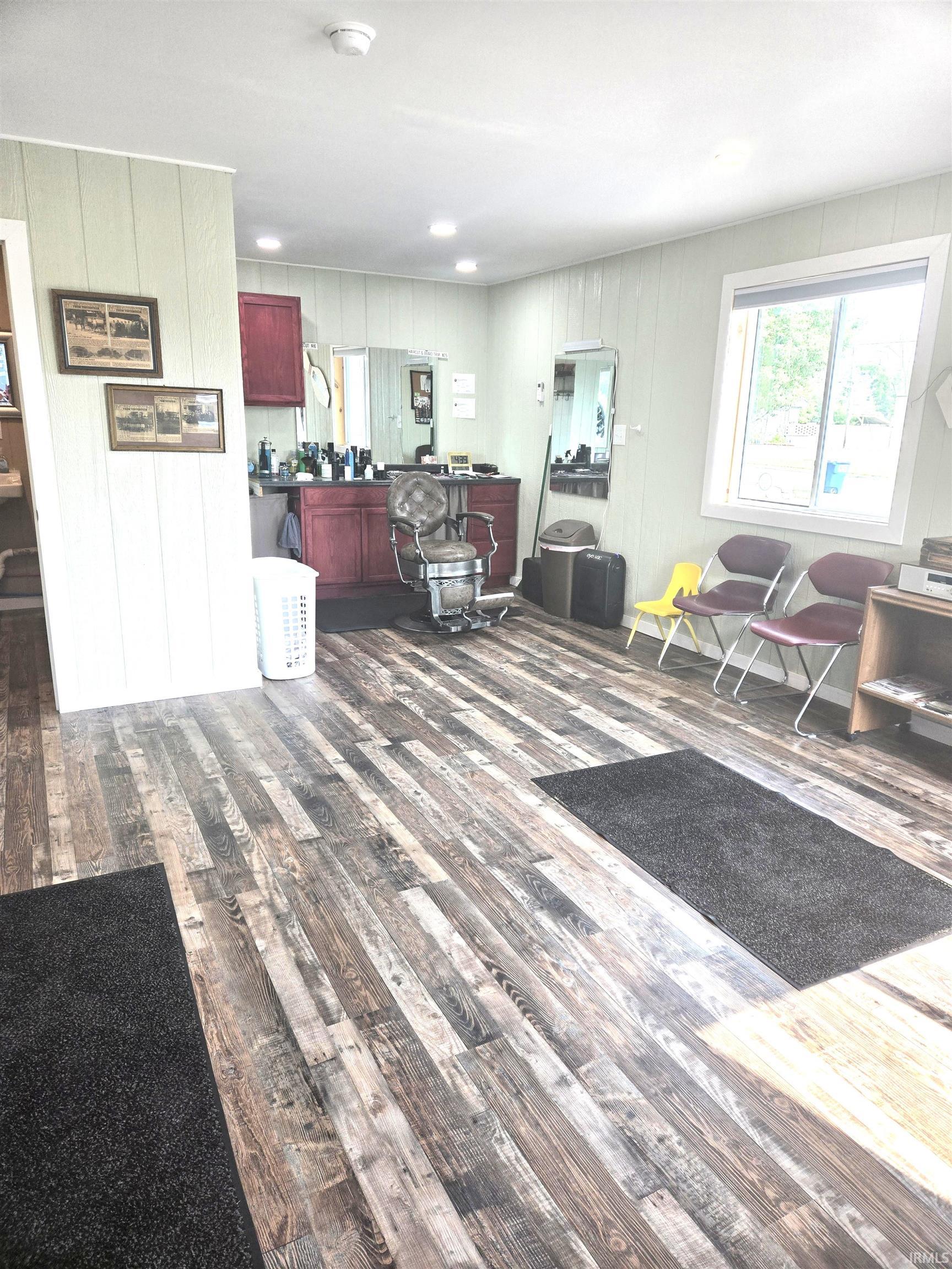 1323 5th Street Bedford, IN 47421 - Photo 5 of 11