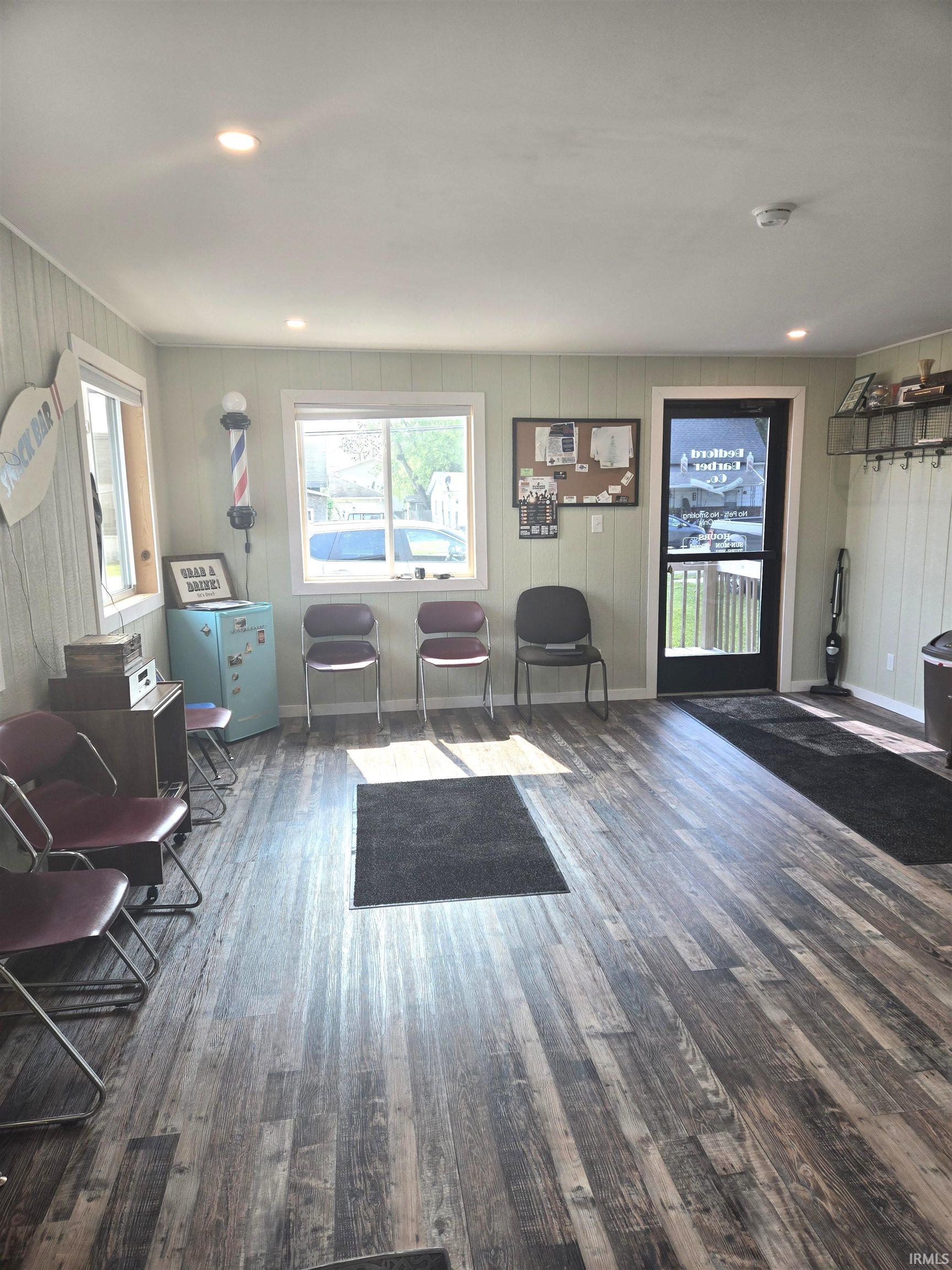 1323 5th Street Bedford, IN 47421 - Photo 6 of 11