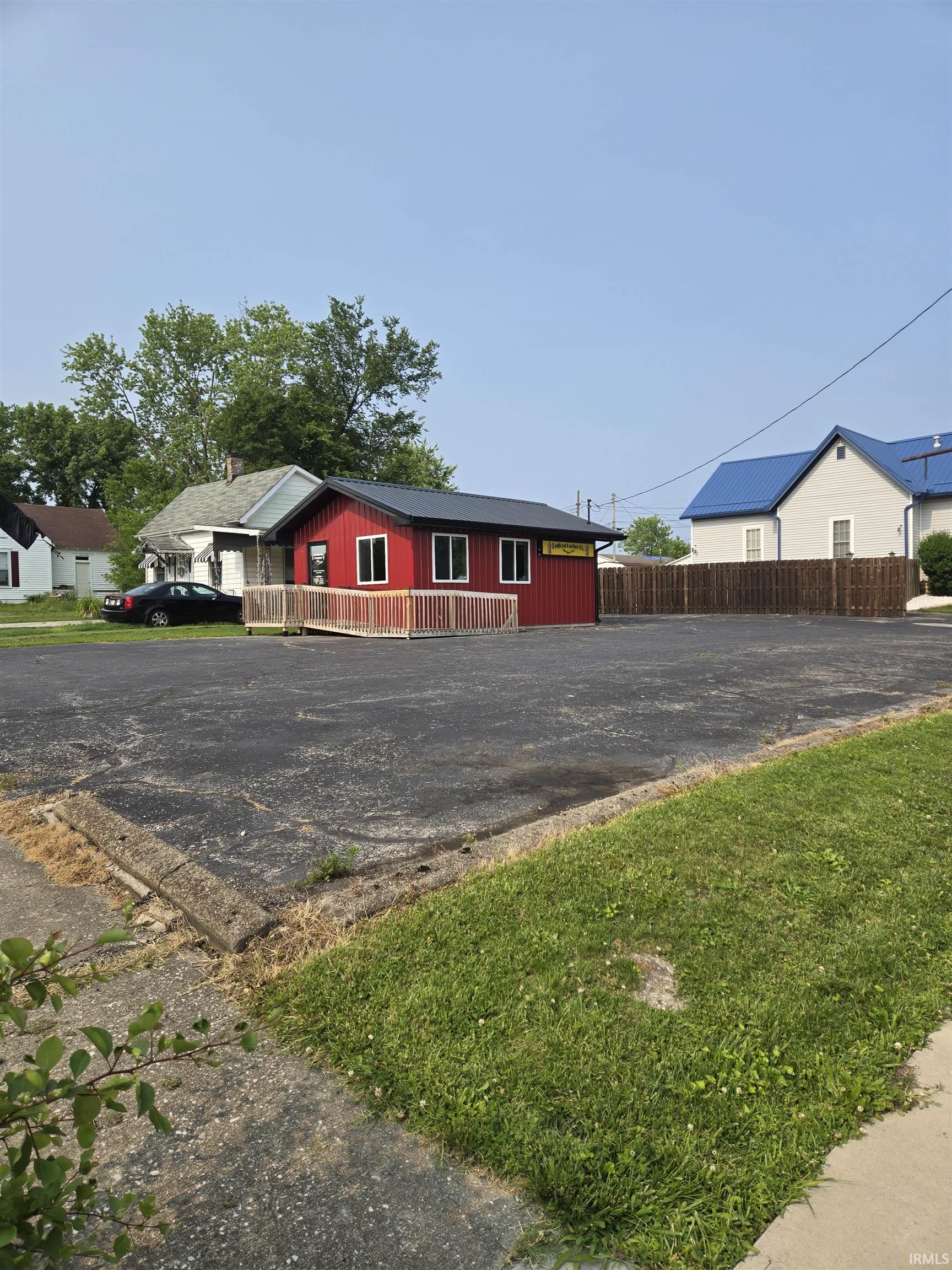 1323 5th Street Bedford, IN 47421 - Photo 9 of 11