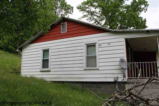 3186 Webster Road Webster Springs, WV 26288 - Photo 9 of 14 Gallery Image 9