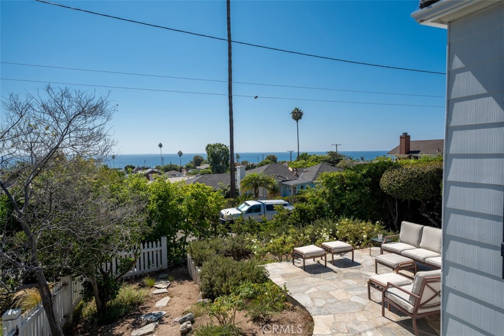 500 Mountain Road Laguna Beach, CA 92651 - Photo 16 of 36 a view of a backyard with plants and patio