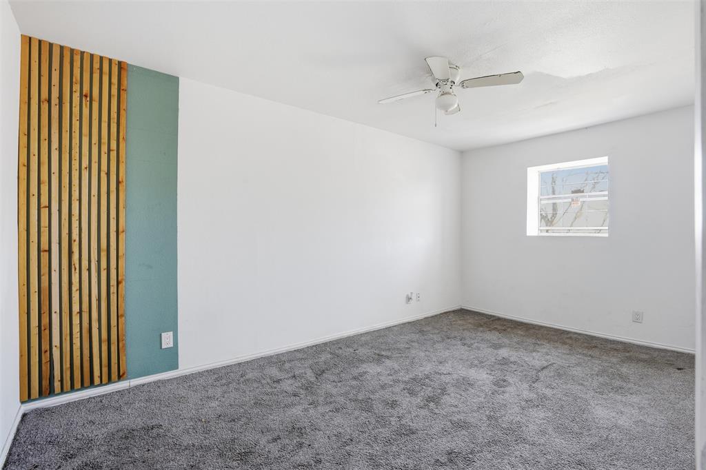 901 Bessie Street Fort Worth, TX 76104 - Photo 22 of 28 Unit 201 - Secondary Bedroom