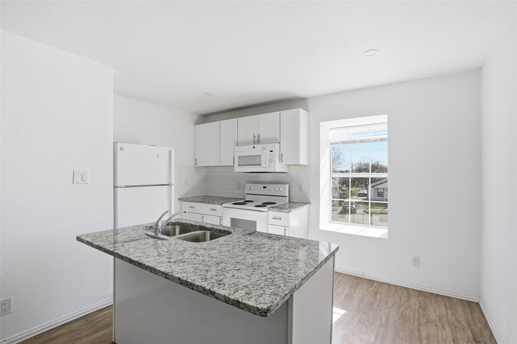 901 Bessie Street Fort Worth, TX 76104 - Photo 3 of 28 Unit 205