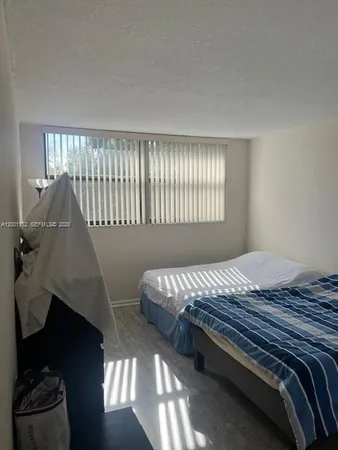 $2,600 | 16175 Golf Club Road, Unit 302, Weston, FL 33326
