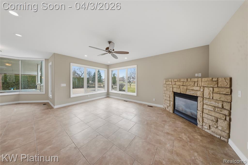 48877 Point Lakeview Street Chesterfield, MI 48047 - Photo 23 of 73