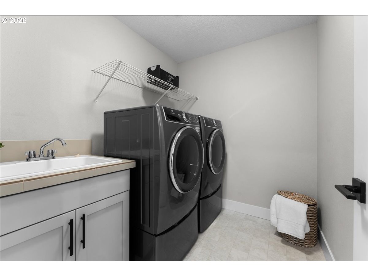 12435 Southwest Silvertip Street Beaverton, OR 97007 - Photo 42 of 45