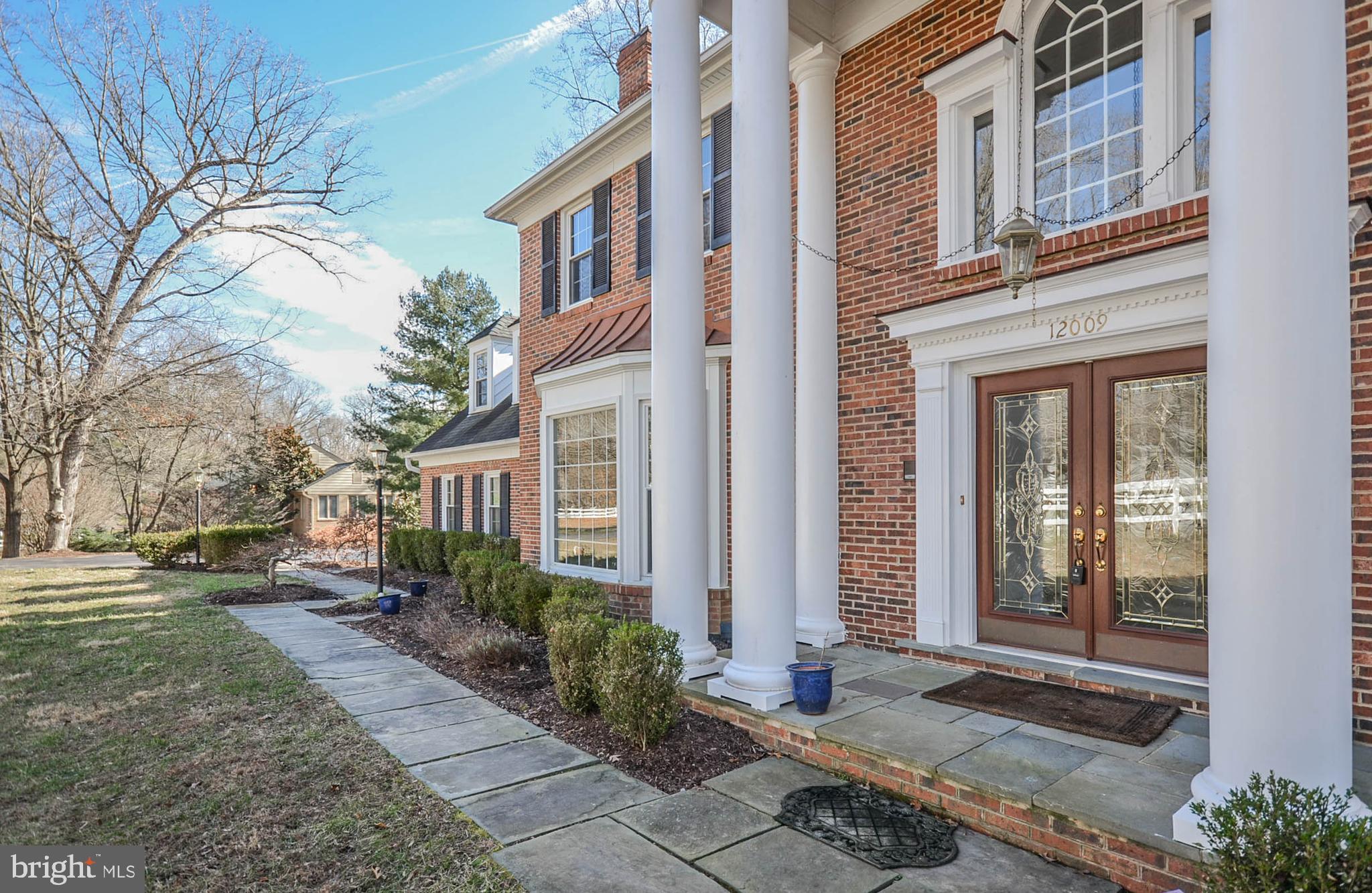 12009 Wetherfield Lane Potomac, MD 20854 - Photo 2 of 46 Newer front door!