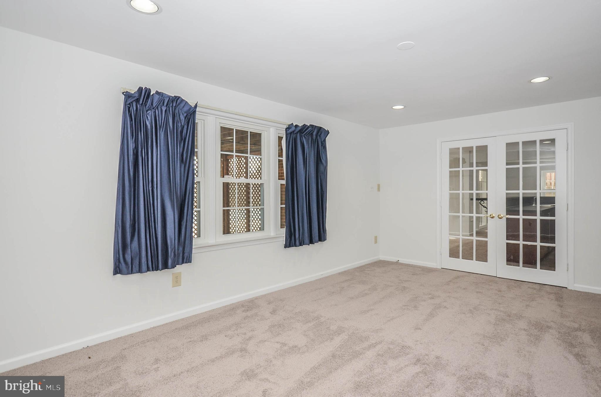 12009 Wetherfield Lane Potomac, MD 20854 - Photo 31 of 46