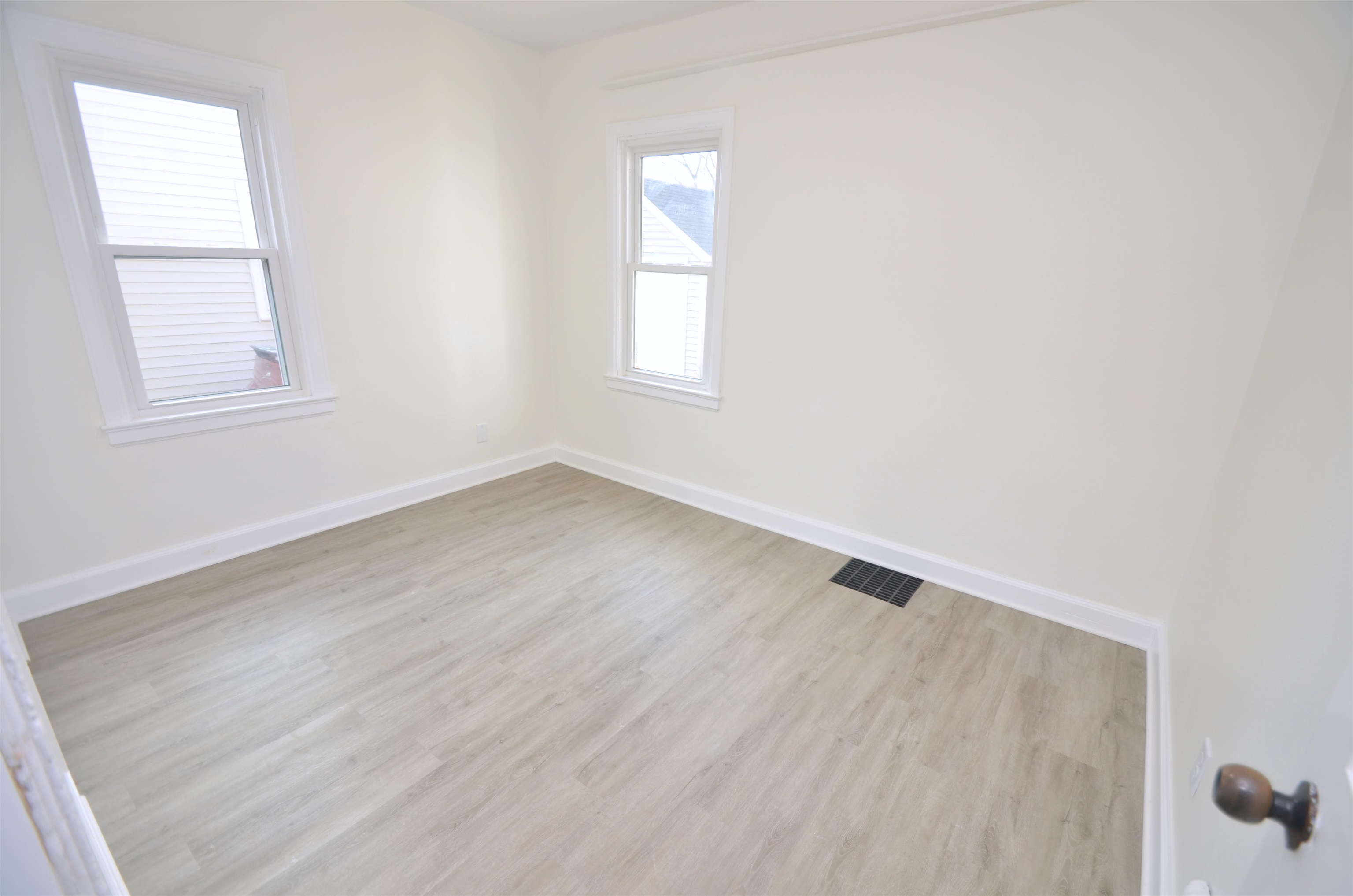 1724 Ridge Avenue Rockford, IL 61103 - Photo 14 of 23