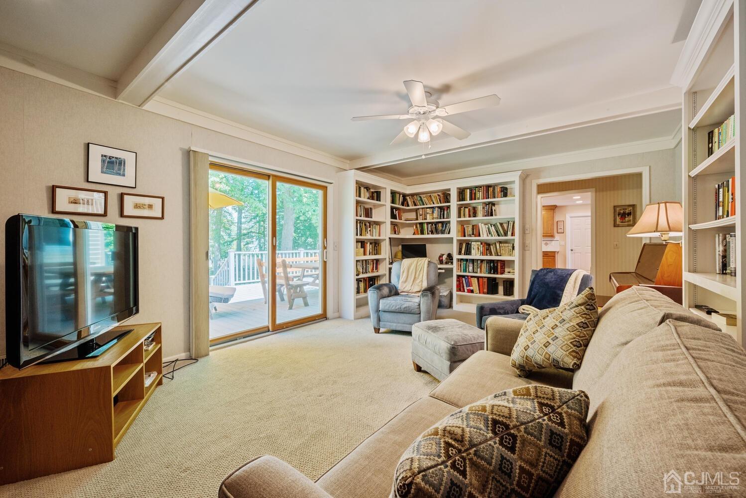 29 Dundee Road Kendall Park, NJ 08824 - Photo 19 of 34 Gallery Image 19