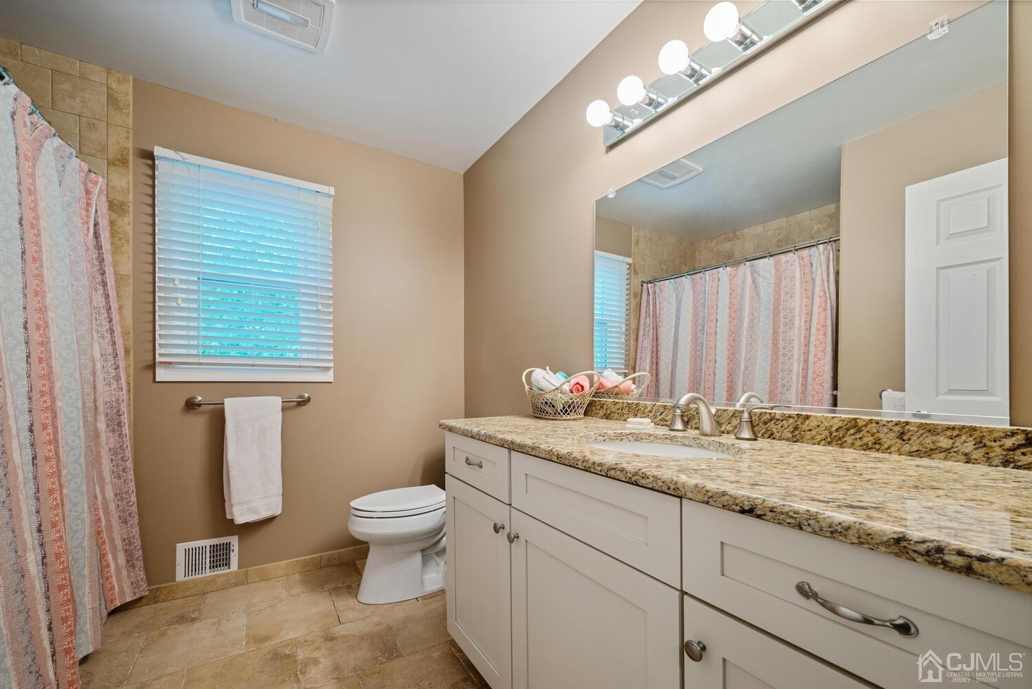 29 Dundee Road Kendall Park, NJ 08824 - Photo 26 of 34 Gallery Image 26