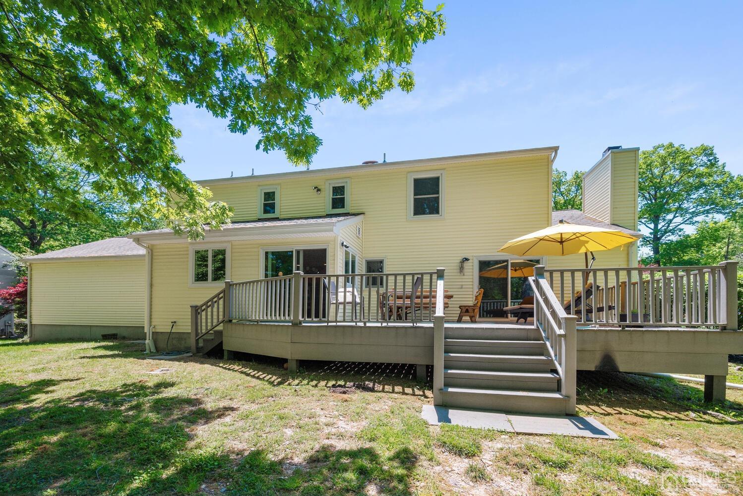 29 Dundee Road Kendall Park, NJ 08824 - Photo 33 of 34 Gallery Image 33