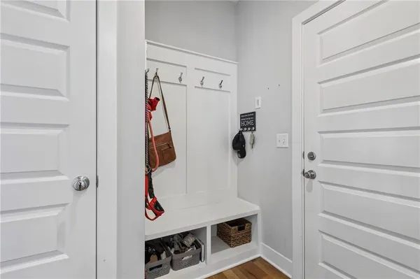 $630,000 | 13870 Northwest 71 Street, Parkville, MO 64152