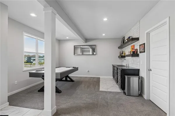 $630,000 | 13870 Northwest 71 Street, Parkville, MO 64152